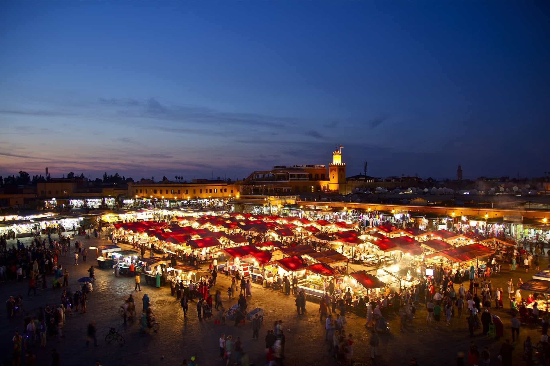 Marrakech Djemma el Fna tour - experience the square at night and eat in one of the food stalls